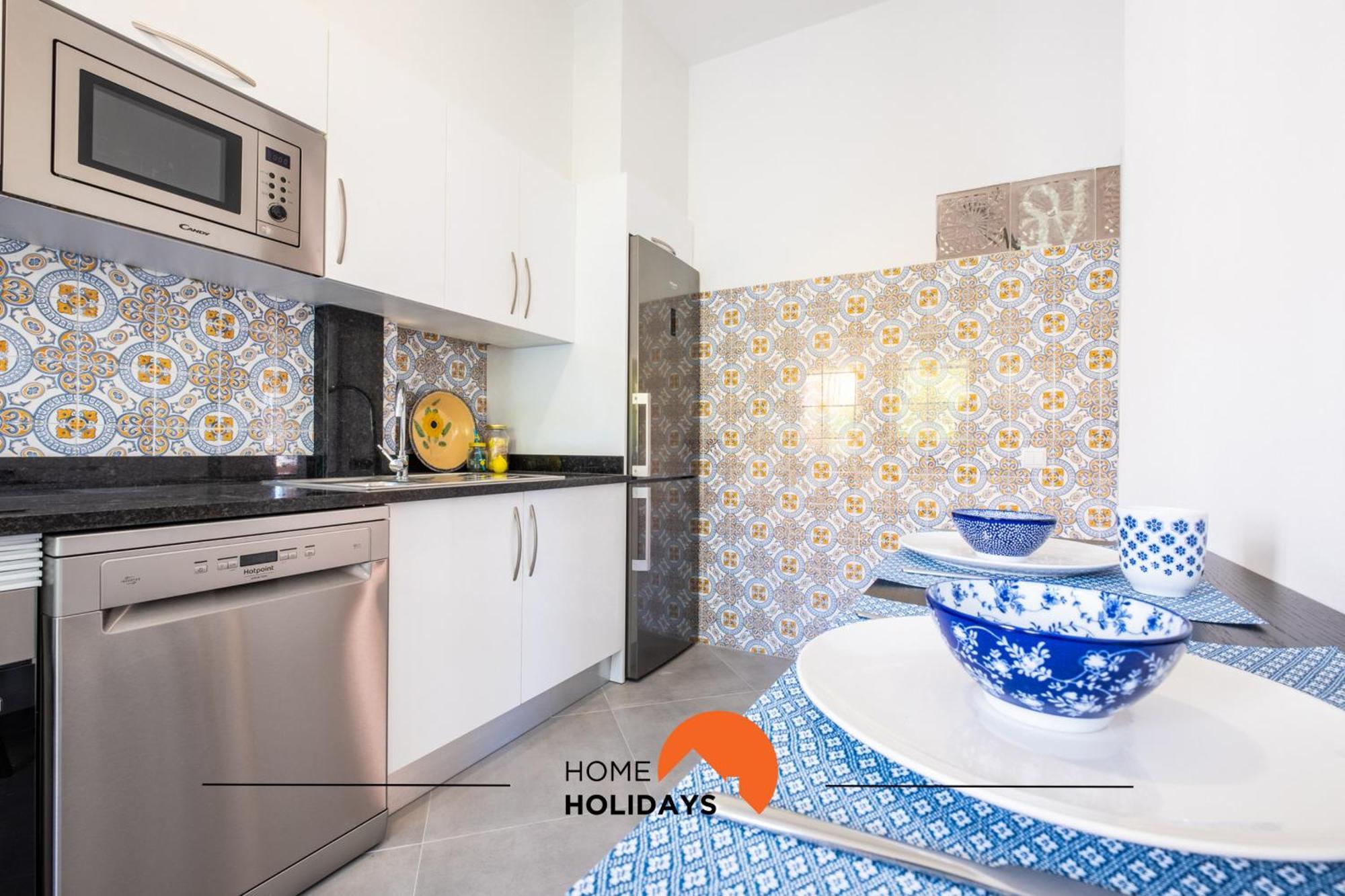 #049 Lemon By Holidays Villa *